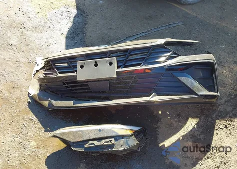 2024 Hyundai Elantra Sel from USA, damaged, VIN KMHLS4DG7RU768582